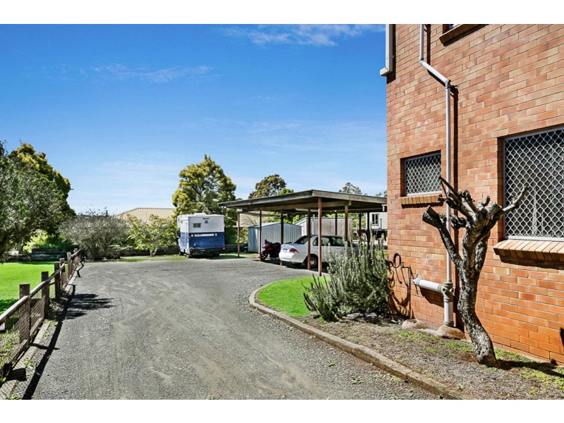 12 Jean Street, Harristown QLD 4350