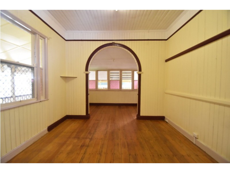 7 Clarissa Street, Newtown QLD 4350