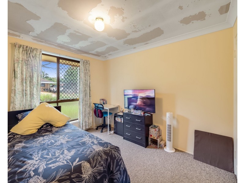 9 Behland Street, Kearneys Spring QLD 4350