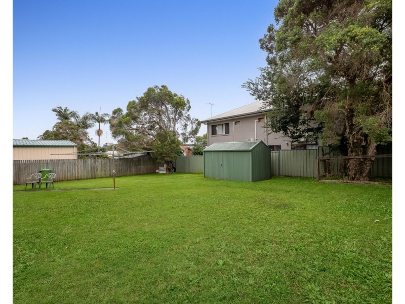 9 Behland Street, Kearneys Spring QLD 4350