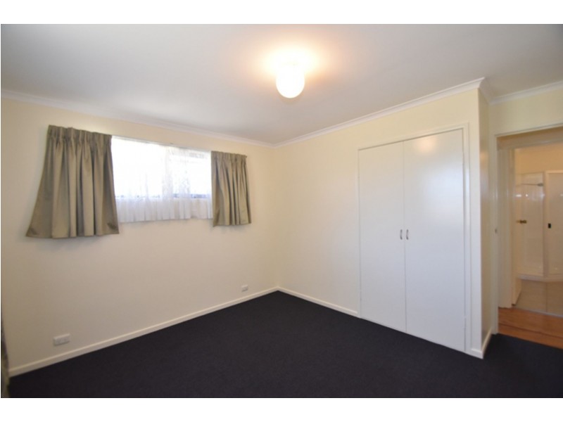 1/14 Damian Crescent, Kearneys Spring QLD 4350