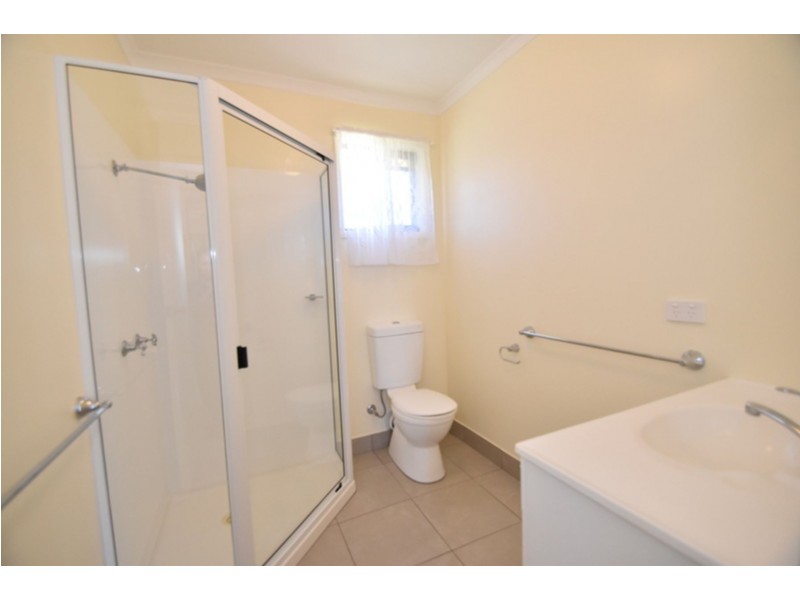 1/14 Damian Crescent, Kearneys Spring QLD 4350
