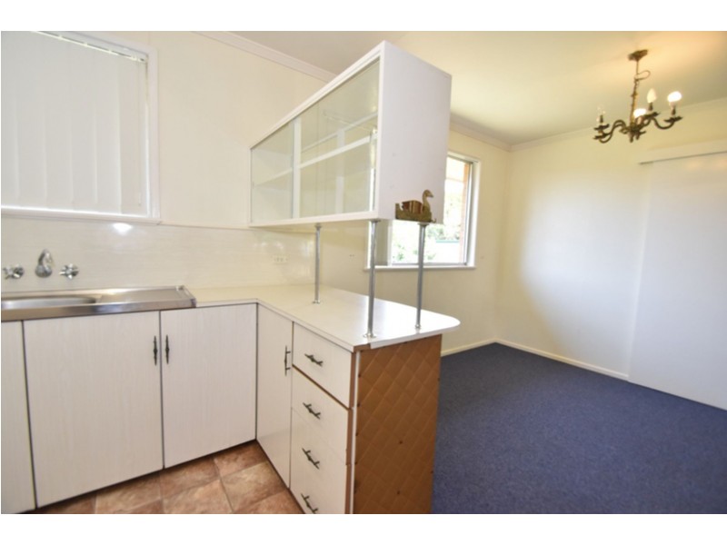 70 Debra Street, Centenary Heights QLD 4350