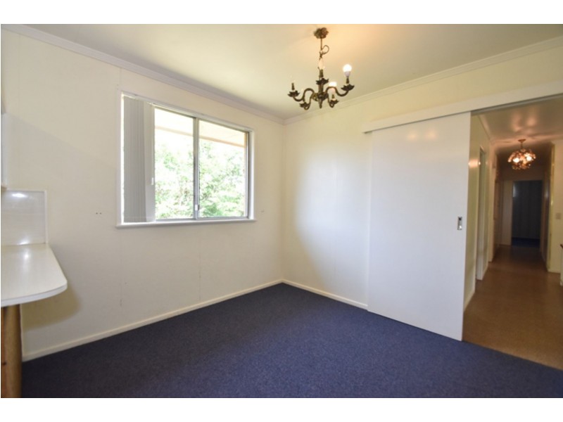 70 Debra Street, Centenary Heights QLD 4350