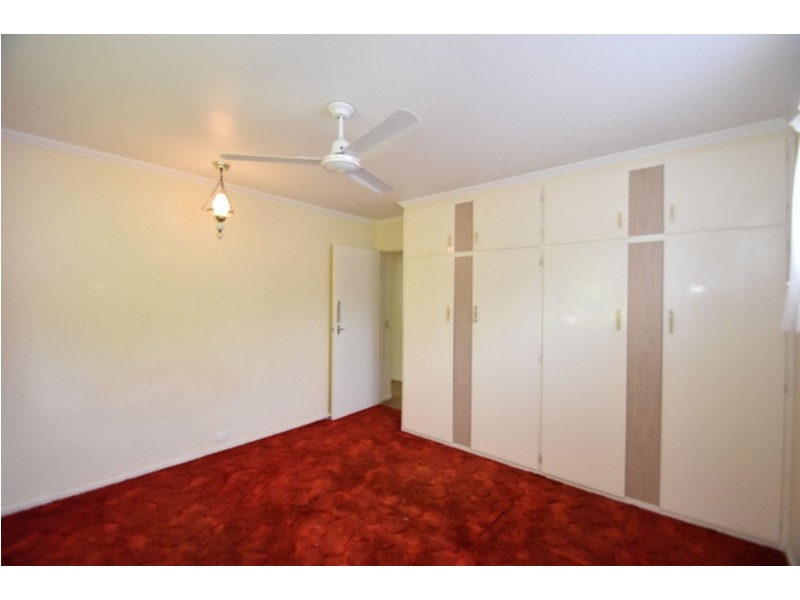 70 Debra Street, Centenary Heights QLD 4350