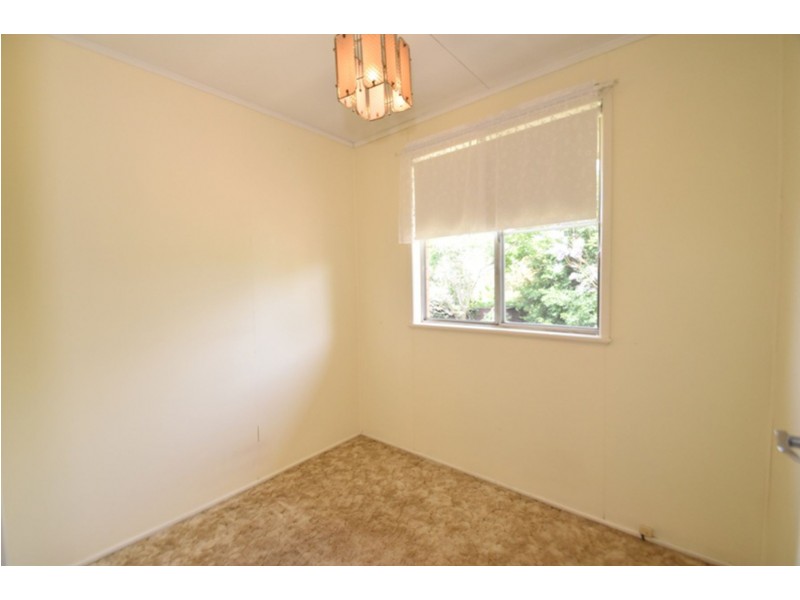 70 Debra Street, Centenary Heights QLD 4350