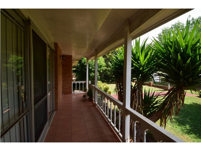 70 Debra Street, Centenary Heights QLD 4350