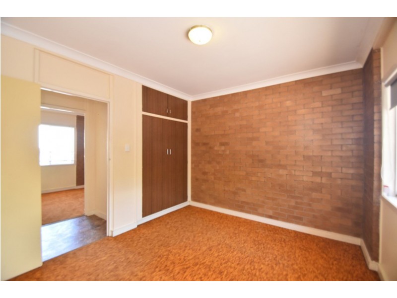 2/277 Bridge Street, Newtown QLD 4350