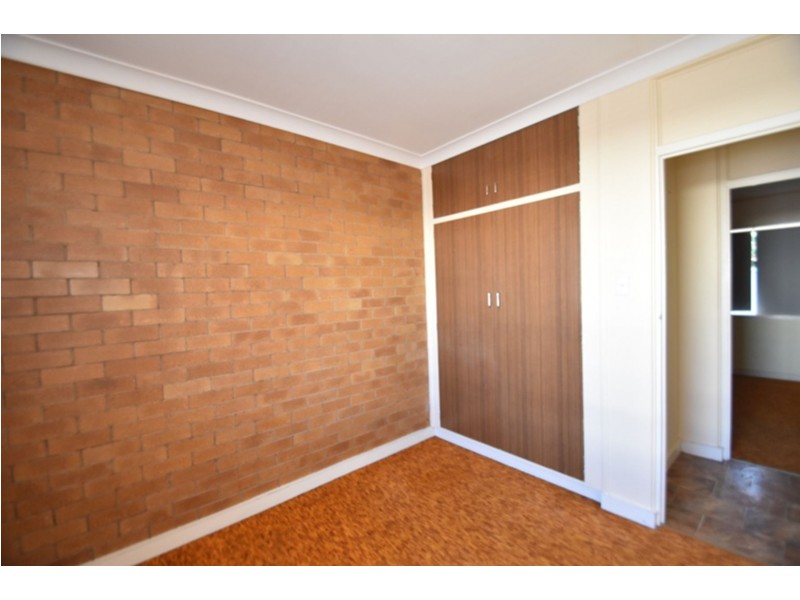 2/277 Bridge Street, Newtown QLD 4350