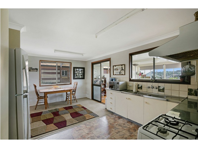 8 Ludgate Court, Rockville QLD 4350