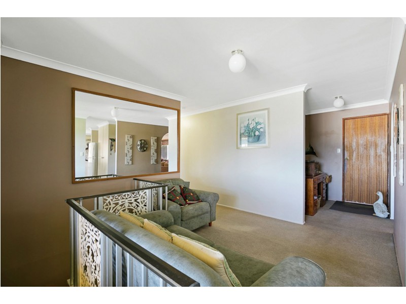 8 Ludgate Court, Rockville QLD 4350