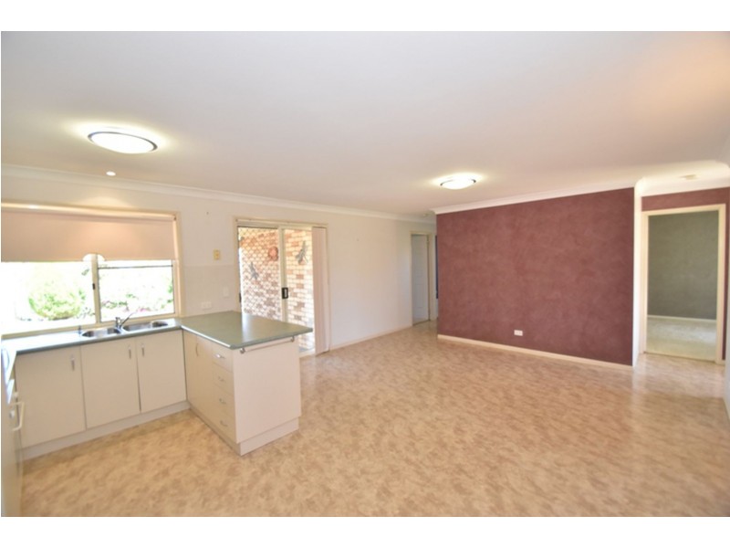 44 Barlow Street, Wilsonton QLD 4350