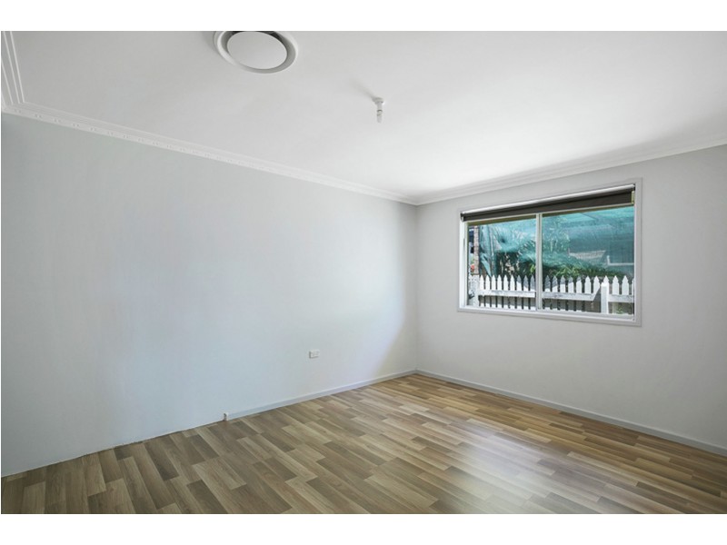 11 Rose Street, Wilsonton QLD 4350