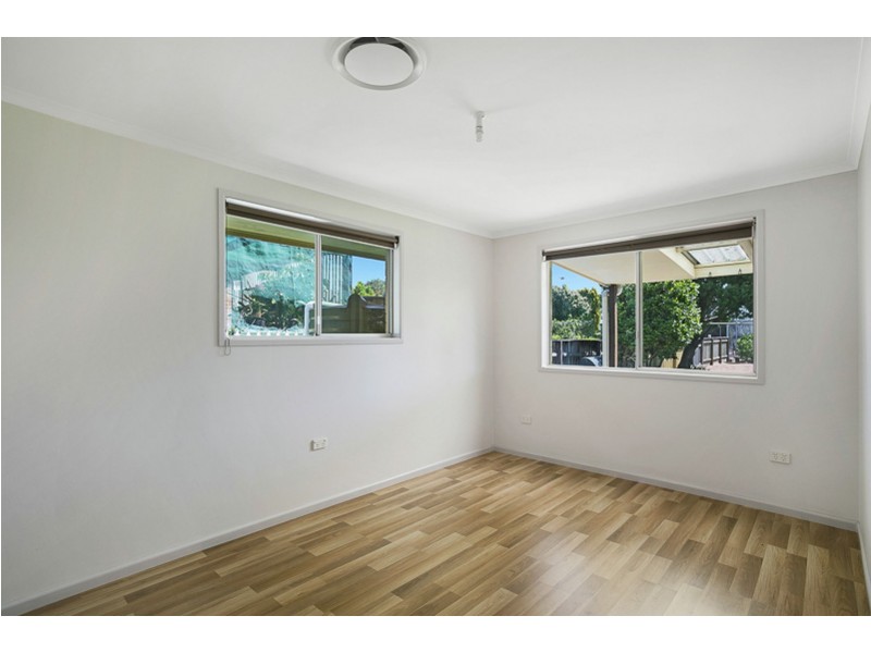 11 Rose Street, Wilsonton QLD 4350