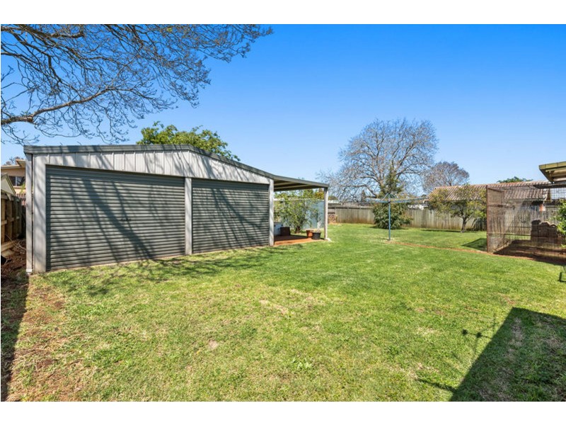 2 Phyllis Street, Harristown QLD 4350