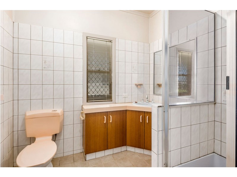 2 Phyllis Street, Harristown QLD 4350
