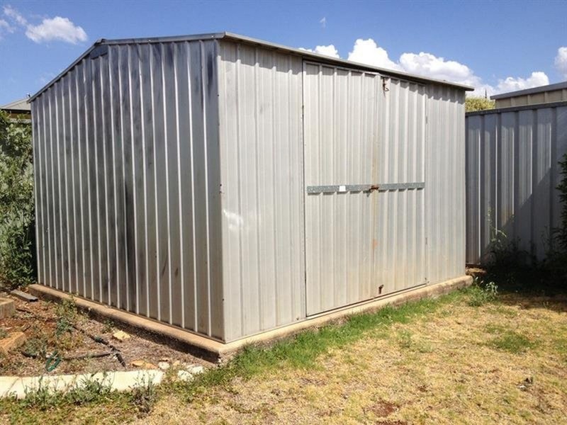 4 Connole Court, Kearneys Spring QLD 4350