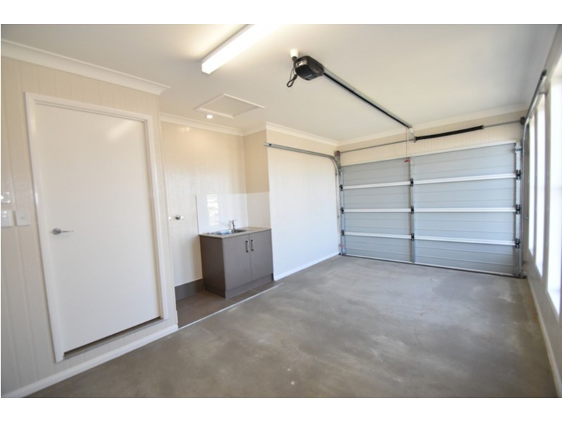 1/9 Cardamon Crescent, Glenvale QLD 4350