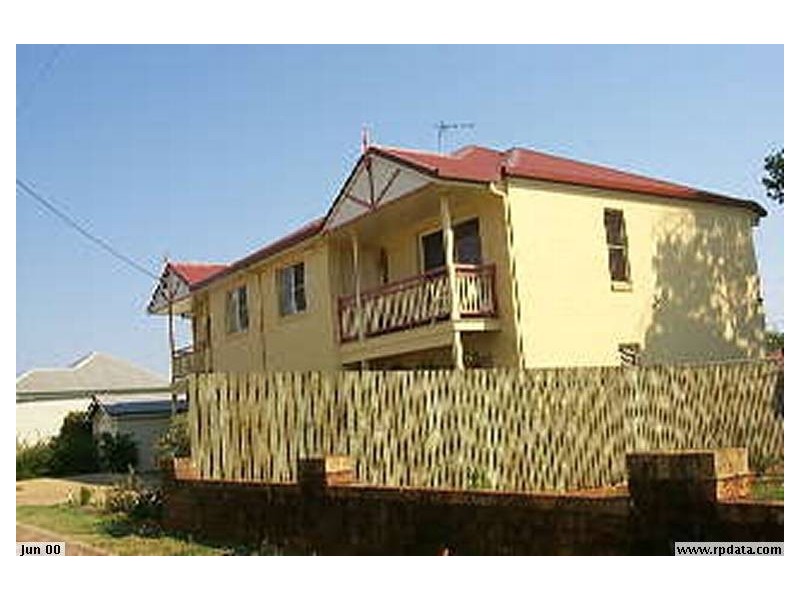 1/5A Frederick Street, East Toowoomba QLD 4350