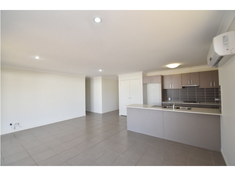 4 Cooranga Street, Glenvale QLD 4350