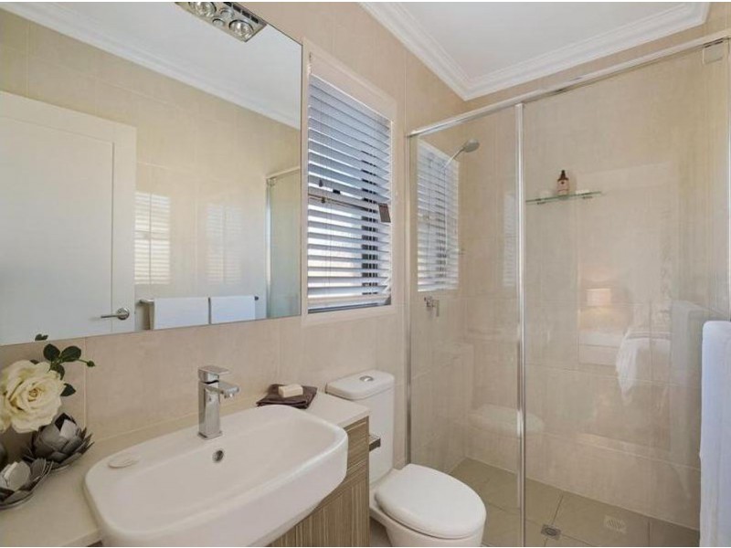 2/19 Bowtell Street, Rangeville QLD 4350