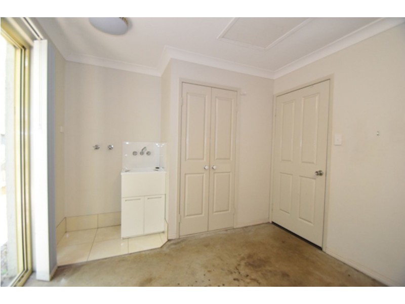 1a Tighe Street, Newtown QLD 4350