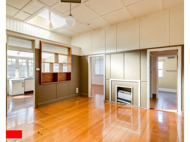 111 & 113 Bridge Street, Mount Lofty QLD 4350