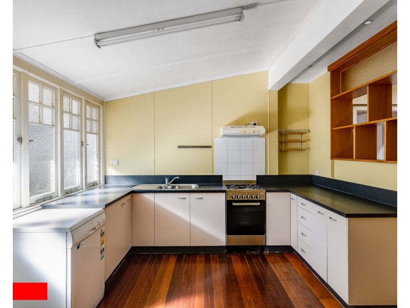 111 & 113 Bridge Street, Mount Lofty QLD 4350