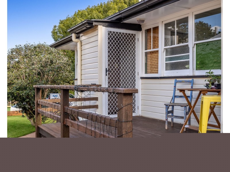 111 & 113 Bridge Street, Mount Lofty QLD 4350