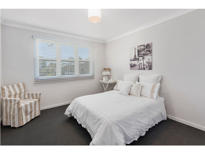 26 Tomkinson Street, Wilsonton QLD 4350