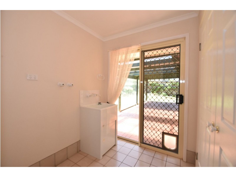 6 Hillcroft Court, Darling Heights QLD 4350