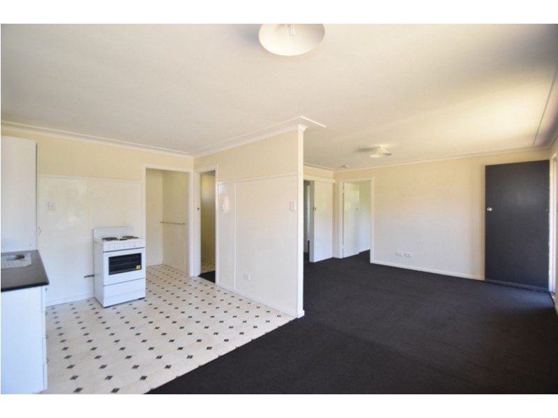 1/781 Ruthven Street, Kearneys Spring QLD 4350