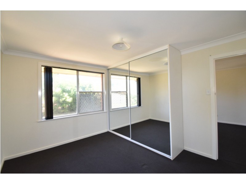 1/781 Ruthven Street, Kearneys Spring QLD 4350