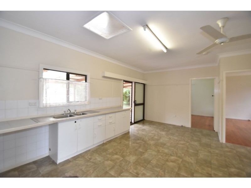 95 Jellicoe Street, North Toowoomba QLD 4350