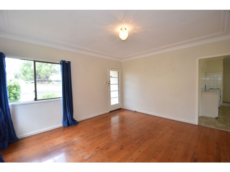 95 Jellicoe Street, North Toowoomba QLD 4350