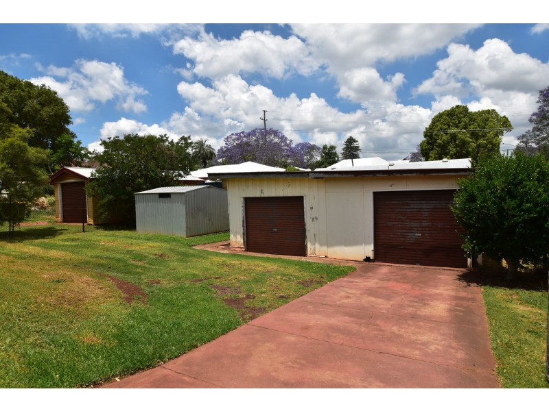 95 Jellicoe Street, North Toowoomba QLD 4350