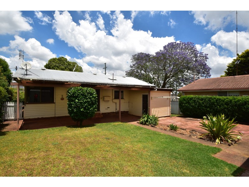 95 Jellicoe Street, North Toowoomba QLD 4350