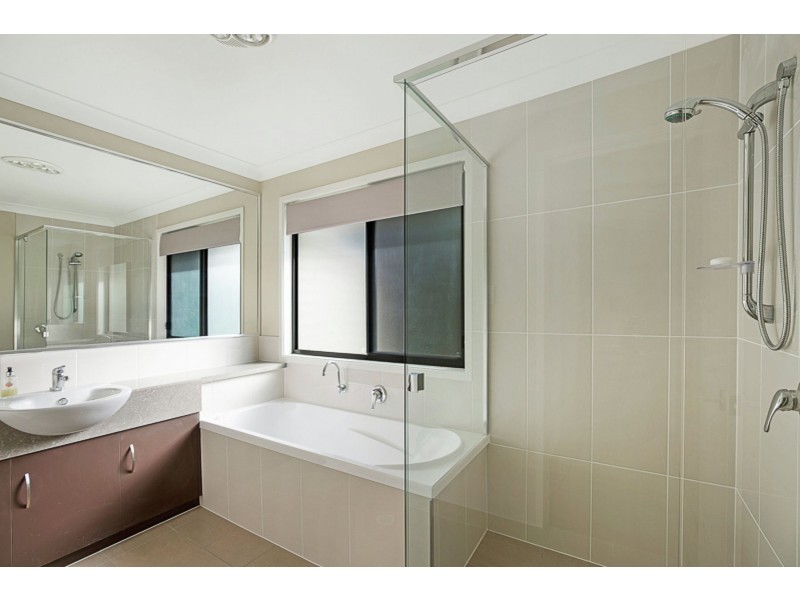 18 Gilmour Court, Harlaxton QLD 4350