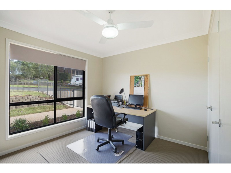 18 Gilmour Court, Harlaxton QLD 4350