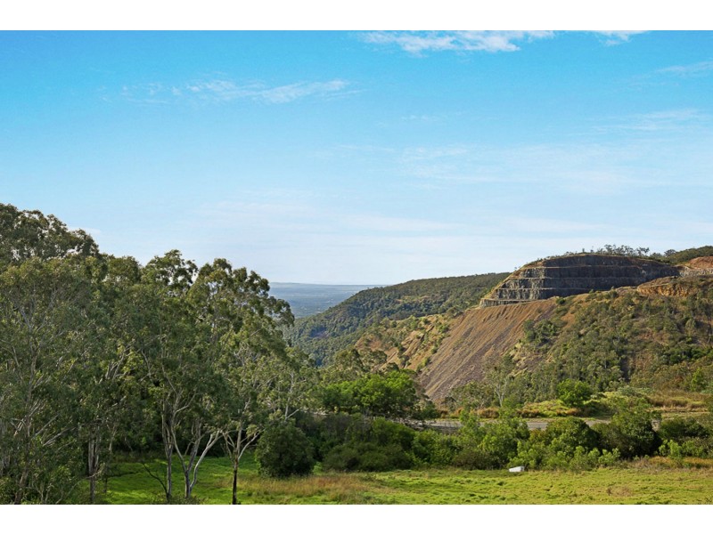 18 Gilmour Court, Harlaxton QLD 4350