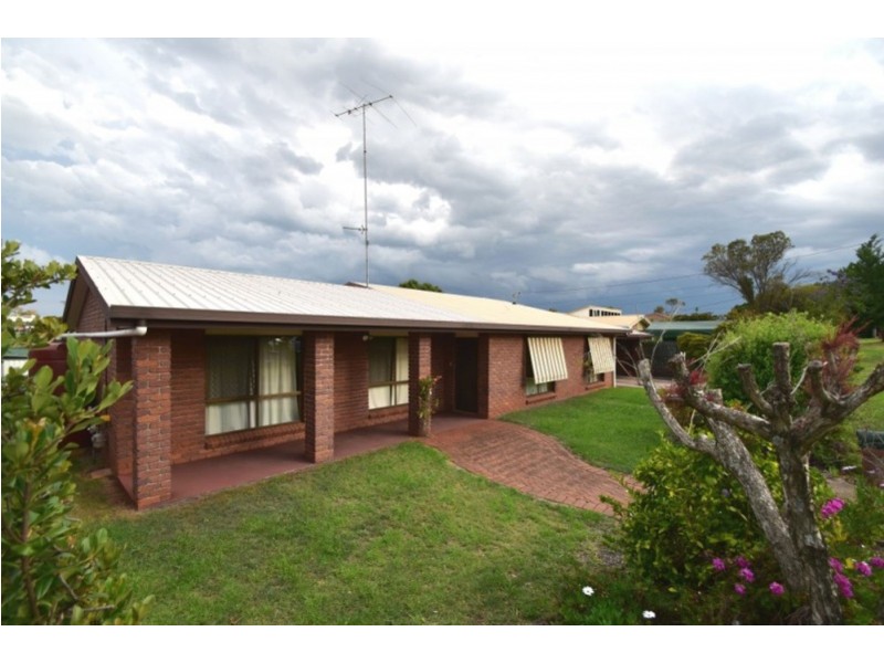 4 Rutkin Street, Kearneys Spring QLD 4350