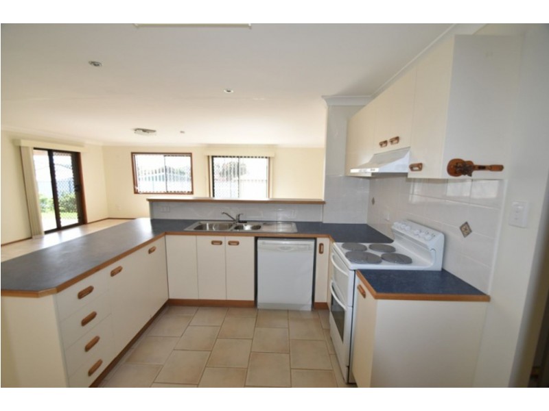4 Rutkin Street, Kearneys Spring QLD 4350