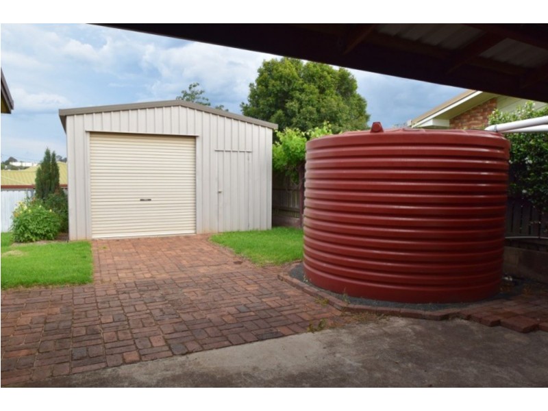4 Rutkin Street, Kearneys Spring QLD 4350
