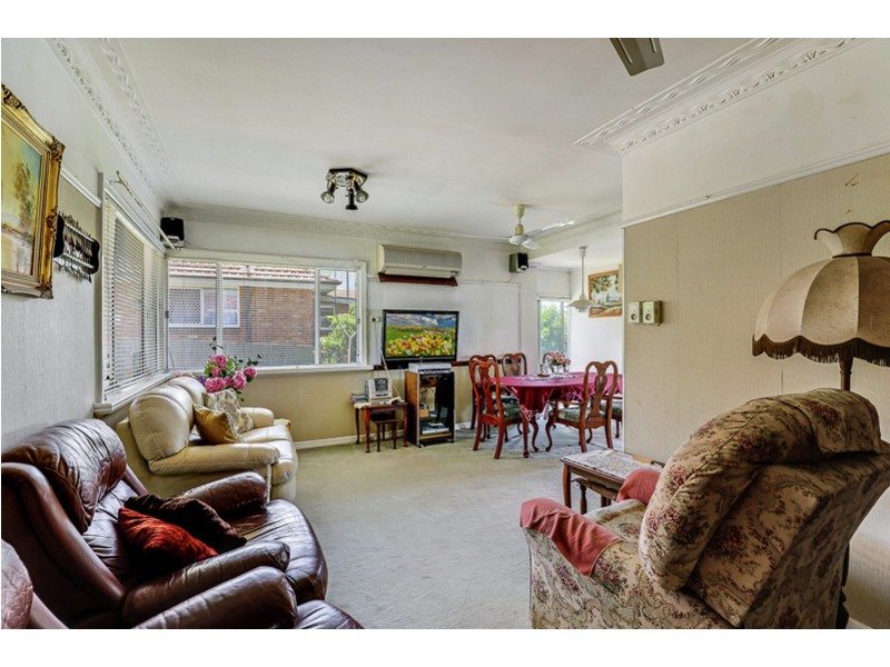 182 West Street, South Toowoomba QLD 4350