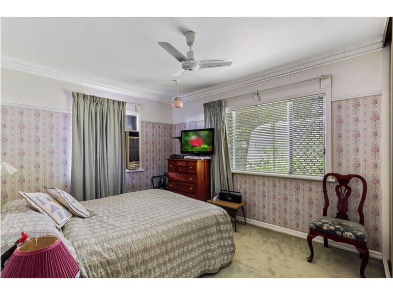 182 West Street, South Toowoomba QLD 4350