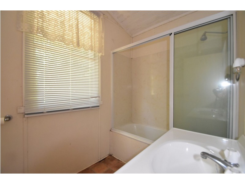270 James Street, Harristown QLD 4350
