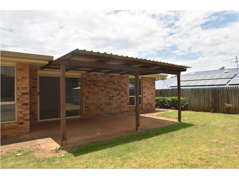 47 Horrocks Crescent, Kearneys Spring QLD 4350