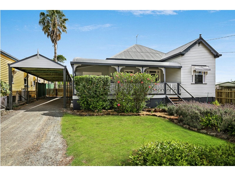 208 South Street, South Toowoomba QLD 4350