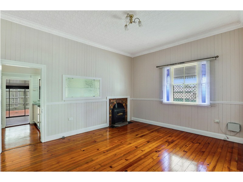 208 South Street, South Toowoomba QLD 4350