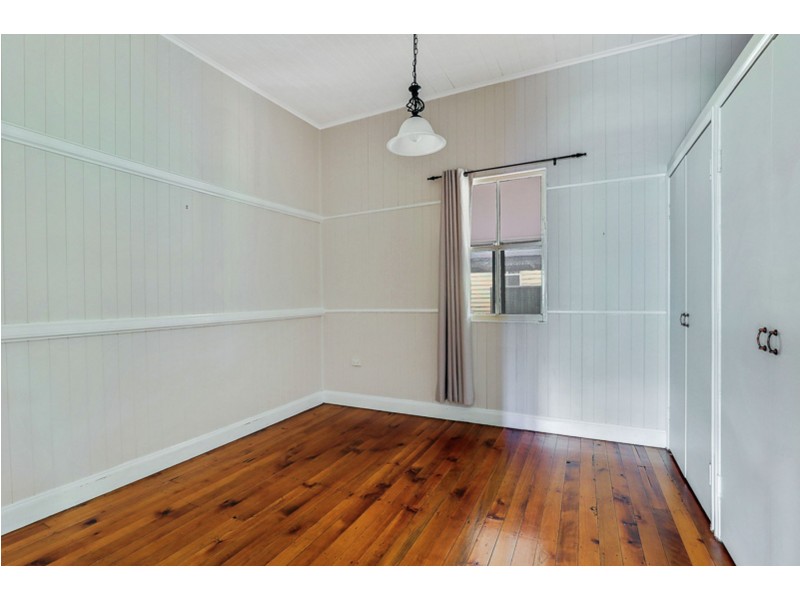 208 South Street, South Toowoomba QLD 4350